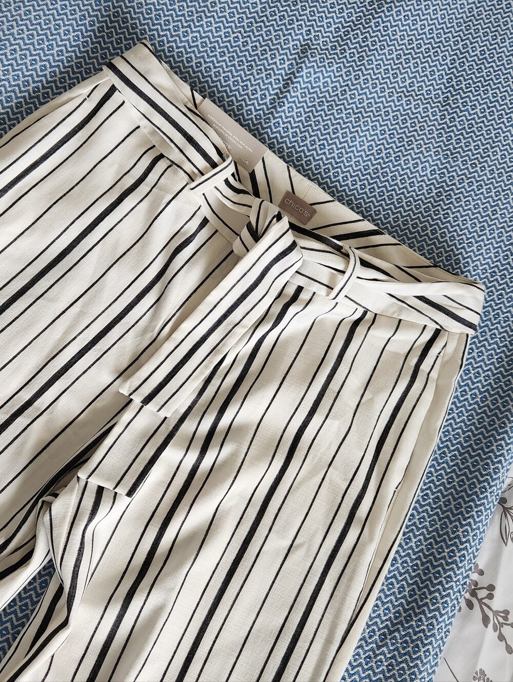 Chico's White Wide-Leg Pant - Picture 10 of 13